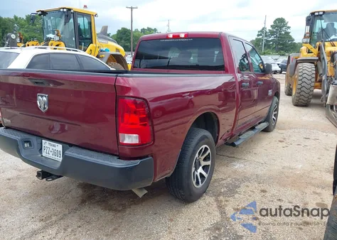 2019 Ram 1500 Classic Tradesman 4X2 6'4 Box z USA, uszkodzony, nr VIN 1C6RR6FG2KS581343